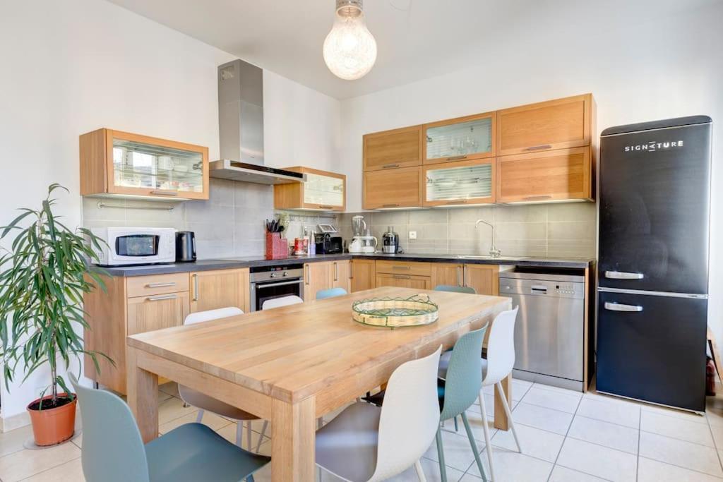 Vecchia Citta Cote Vieille Ville # Yolo Alp Home Annecy Bagian luar foto