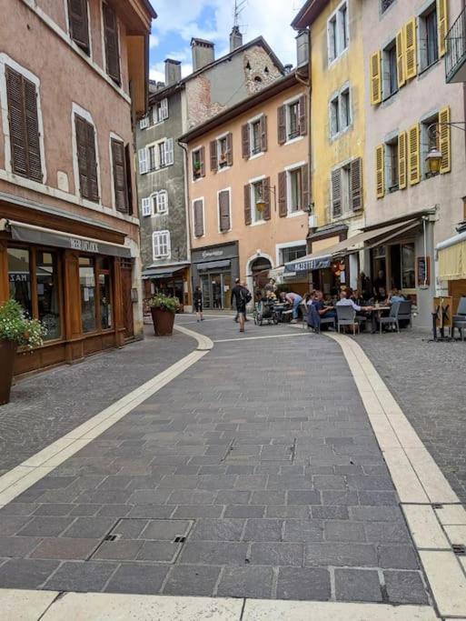 Vecchia Citta Cote Vieille Ville # Yolo Alp Home Annecy Bagian luar foto